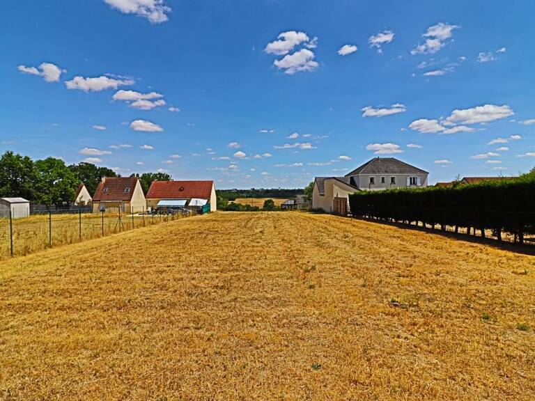 Terrain à bâtir exceptionnel de 1374 m² – Vue Vignobles & Val de Loire – Libre de constructeur — photo 1