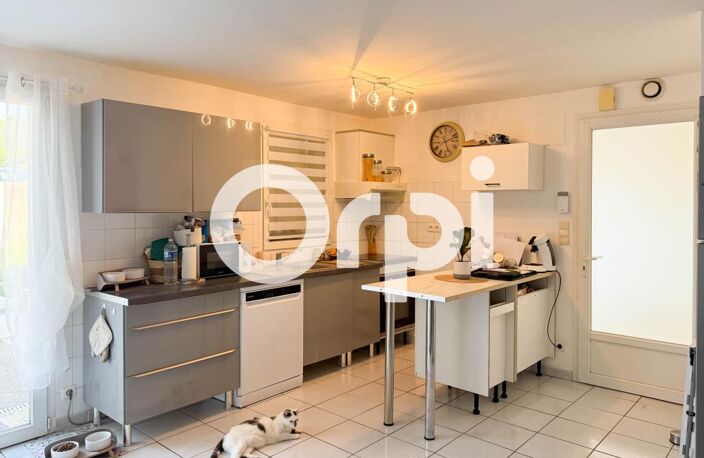 IMMEUBLE DE RAPPPORT à BUSSAC — photo 3