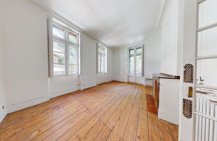 Appartement T4/5 traversant - Saint-Sernin / Jeanne d'Arc — photo 4