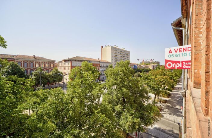 Toulouse Jean Jaurès Appartement À Vendre type 4 traversant rénové, balcon, cave — photo 2
