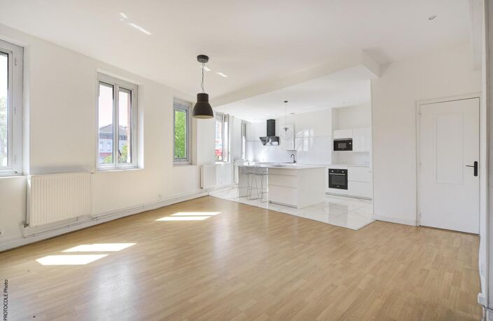 Toulouse Jean Jaurès Appartement À Vendre type 4 traversant rénové, balcon, cave — photo 4
