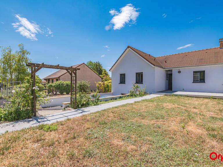 Maison de Plain Pied à Vendre avec Jardin, terrasse et Garage en sous-sol — photo 1