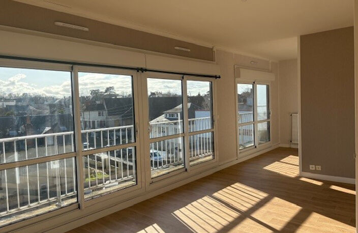 Leasing Appartement 5  pièces 104 m² La Châtre — photo 2