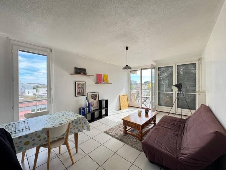 Appartement À Vendre — photo 1