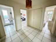 Appartement À Vendre — photo 2