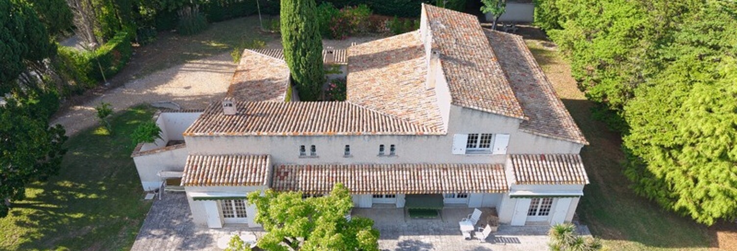Maison 9 Pièces 286 m² à vendre à Salon-de-Provence (13300)