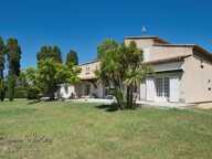 Propriété de 300m² sur 9000m² piscinable avec 2 garages et dépendance — photo 4