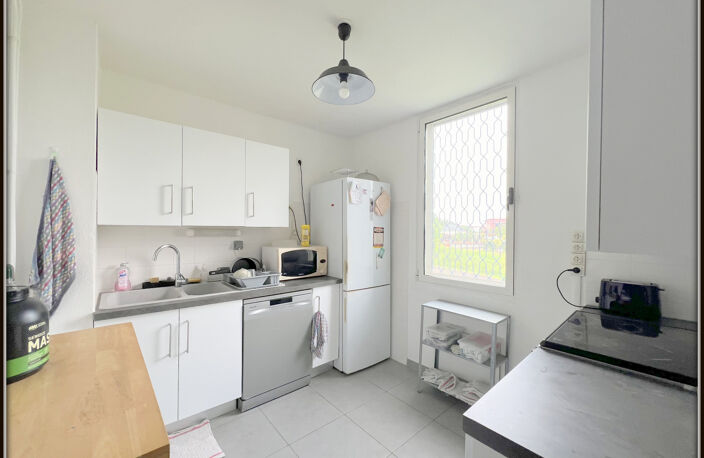A VENDRE A KOUROU (97310) UN MAGNIFIQUE APPARTEMENT T4 DE 77 m² - AU PRIX DE 182000 € — photo 4