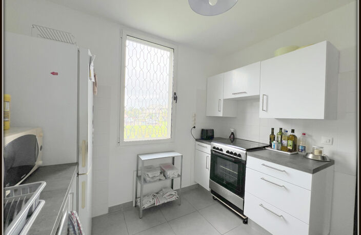 A VENDRE A KOUROU (97310) UN MAGNIFIQUE APPARTEMENT T4 DE 77 m² - AU PRIX DE 182000 € — photo 5