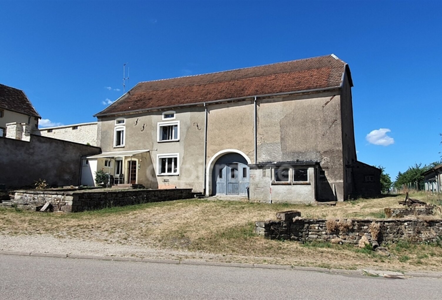 Maison en pierre 4 pièces de 120m² DAMPIERRE LES CONFLANS (70) — photo 1