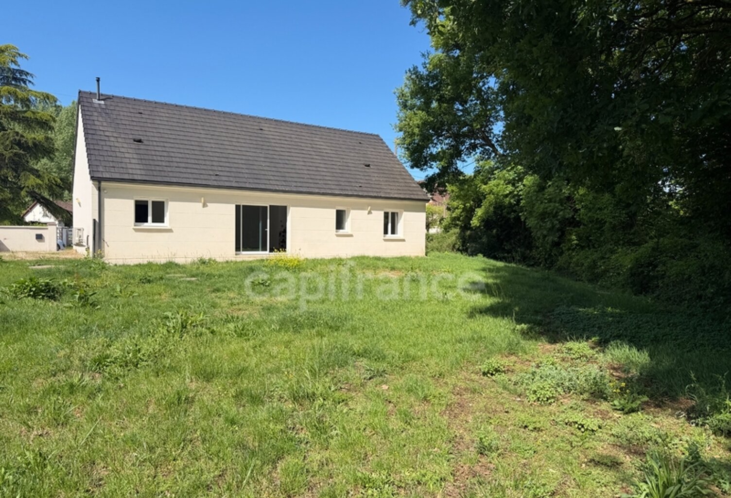 Maison à vendre 5 pièces JOIGNY (89) plain pied de 2018  3 chambres Garage Terrain de 800 m2 — photo 1