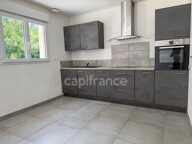 Maison à vendre 5 pièces JOIGNY (89) plain pied de 2018  3 chambres Garage Terrain de 800 m2 — photo 2