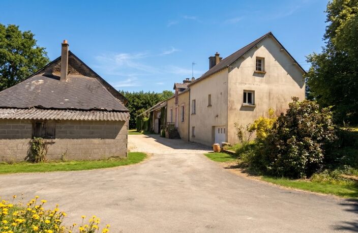 Longère en pierre – 150,76 m² – 6 pièces – 5 chambres – Terrain 6 345 m² – Dépendances – Hangar – Sous-sol complet — photo 2