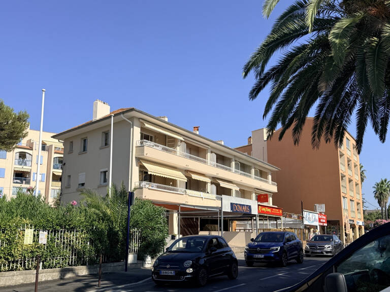 Appartement à vendre 2 pièces SAINT AYGULF (83) — photo 1