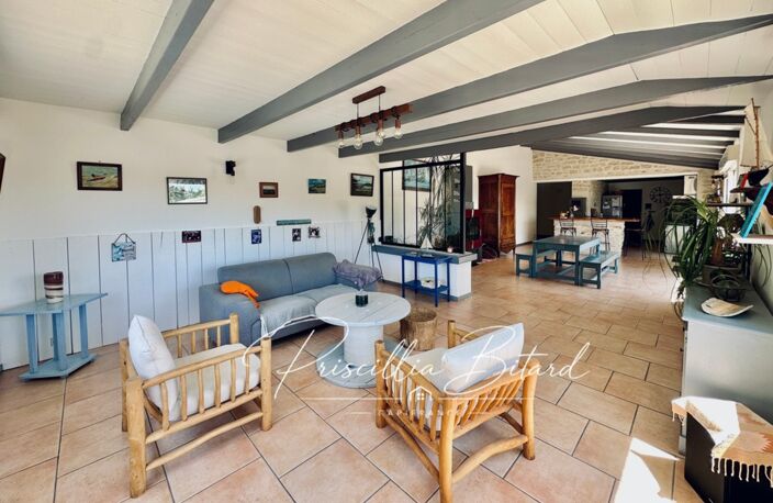Le charme d'un environnement verdoyant allié au confort d'une maison familiale — photo 3