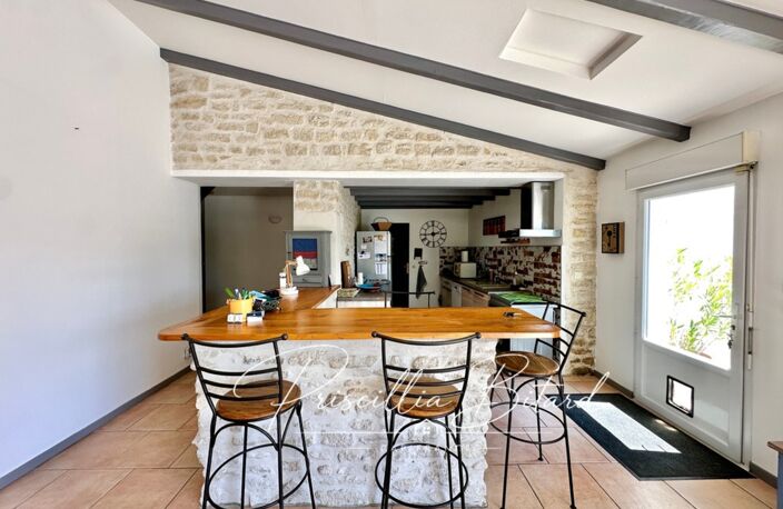 Le charme d'un environnement verdoyant allié au confort d'une maison familiale — photo 5