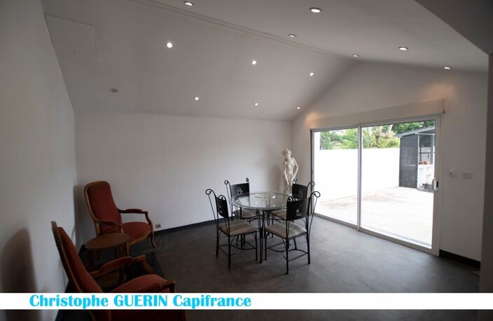 À vendre – Belle maison familiale avec jardin et espace bien-être à Châteaubernard — photo 4