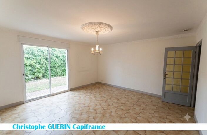À vendre – Belle maison familiale avec jardin et espace bien-être à Châteaubernard — photo 5