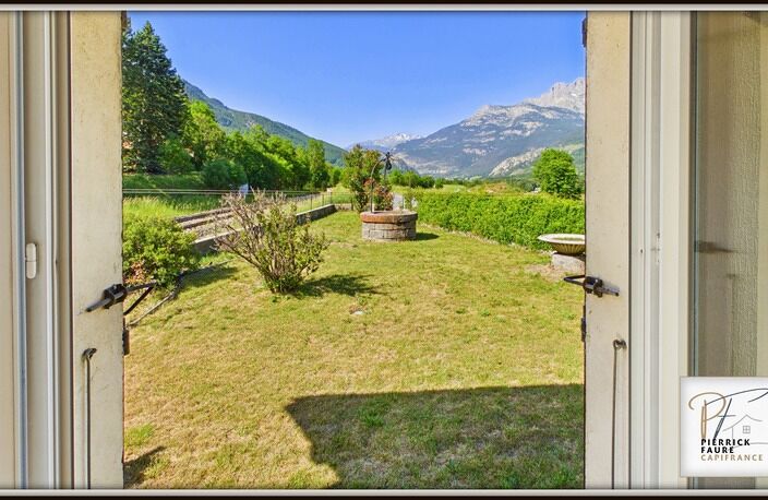 Maison atypique à Villar-Saint-Pancrace : jardin, dépendance et vue montagne — photo 4
