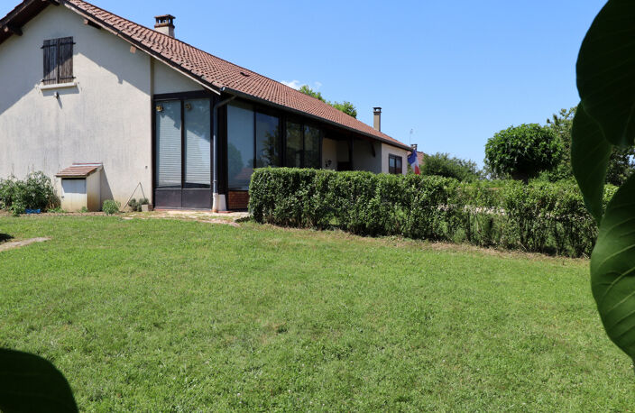 ROMENAY, joli villa avec véranda sur 3800 m² de terrain — photo 4