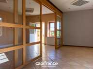 VILLIÉ-MORGON – IMMEUBLE MIXTE – LOCAL COMMERCIAL + HABITATION + DÉPENDANCES — photo 4