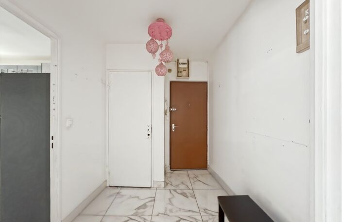 Appartement 4 pièces 76 m2 Chenôve (21) — photo 2