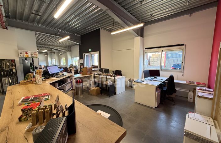 Murs professionnels avec logement - 696 m² - Sud Montélimar — photo 5