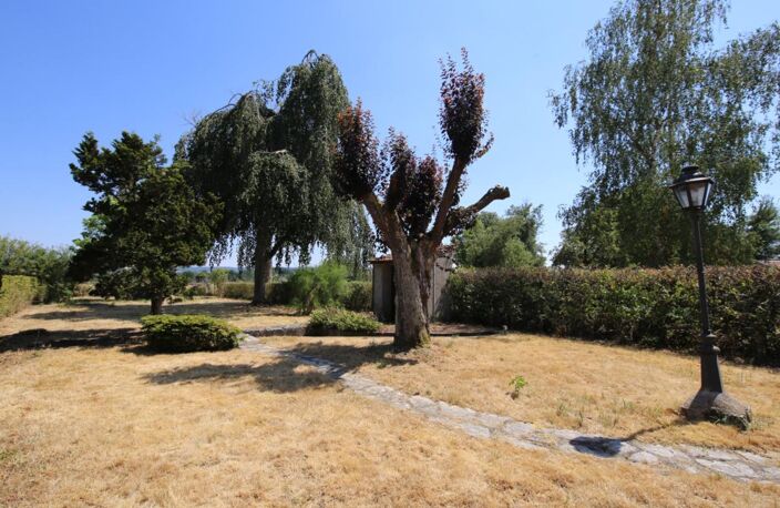 Ensemble de maison de village sur 860 m² de terrain de plain-pied — photo 4
