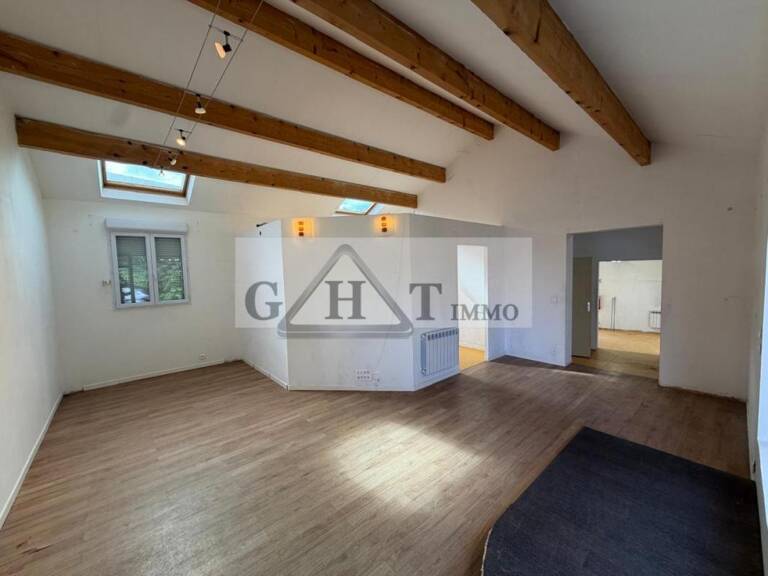 Local commercial de 220 m² à louer à ECOUEN — photo 1