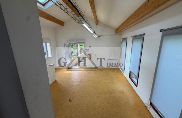 Local commercial de 220 m² à louer à ECOUEN — photo 4