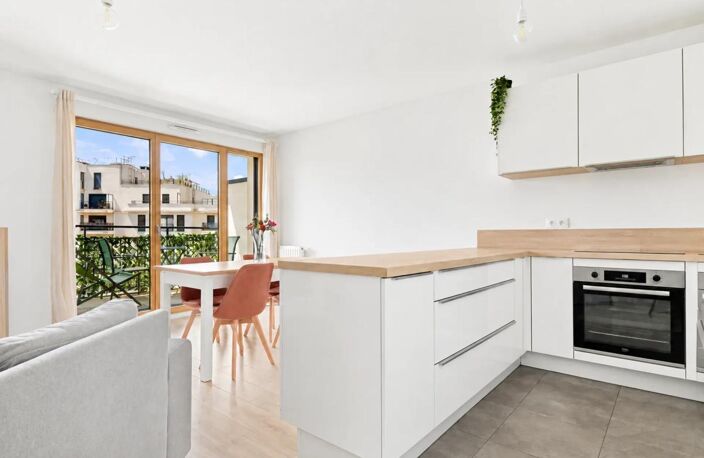 Thiais – Appartement 3 pièces de 66 m² avec balcon et parking — photo 2