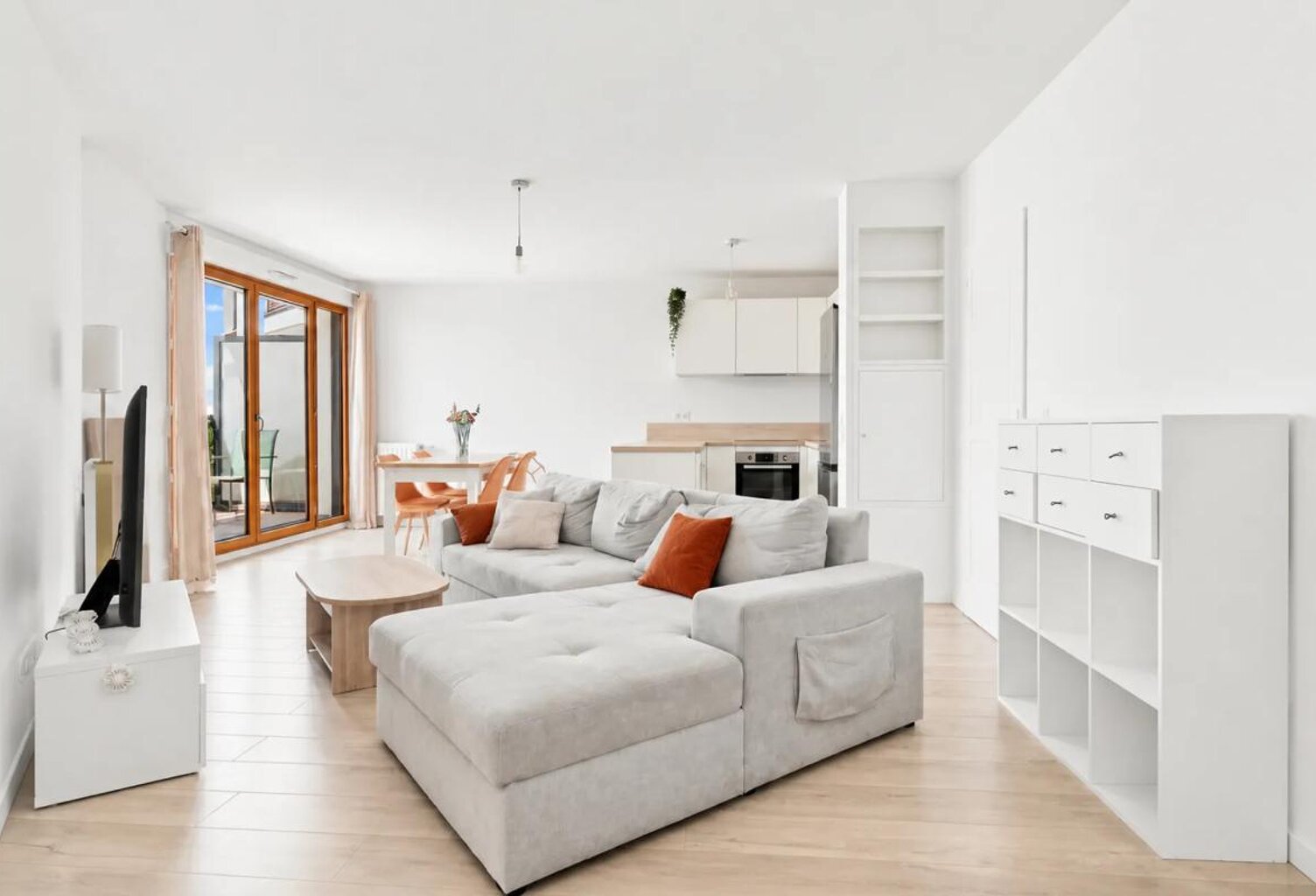 Thiais – Appartement 3 pièces de 66 m² avec balcon et parking — photo 1