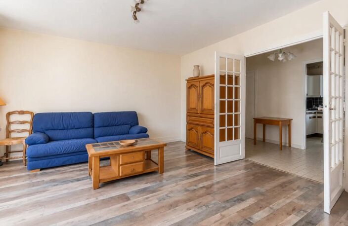 Appartement de 5 pièces de 91 m² à Saint-Ouen-l'Aumône — photo 2