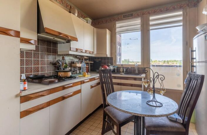 Appartement de 5 pièces de 91 m² à Saint-Ouen-l'Aumône — photo 3