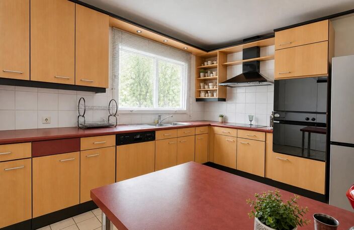 Maison de 8 pièces de 232 m² situé à Guer — photo 4