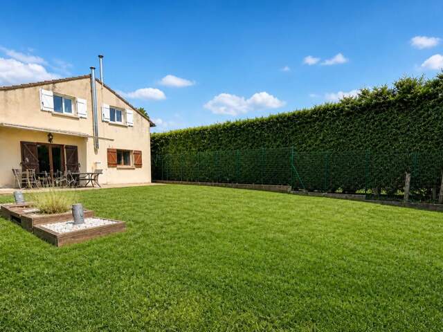 Maison de 5 pièces de 116 m² à Saint-Usuge — photo du bien