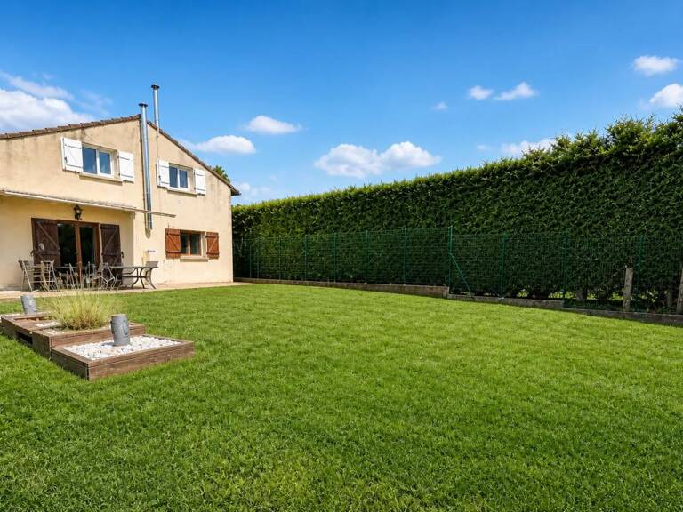 Maison de 5 pièces de 116 m² à Saint-Usuge — photo 1