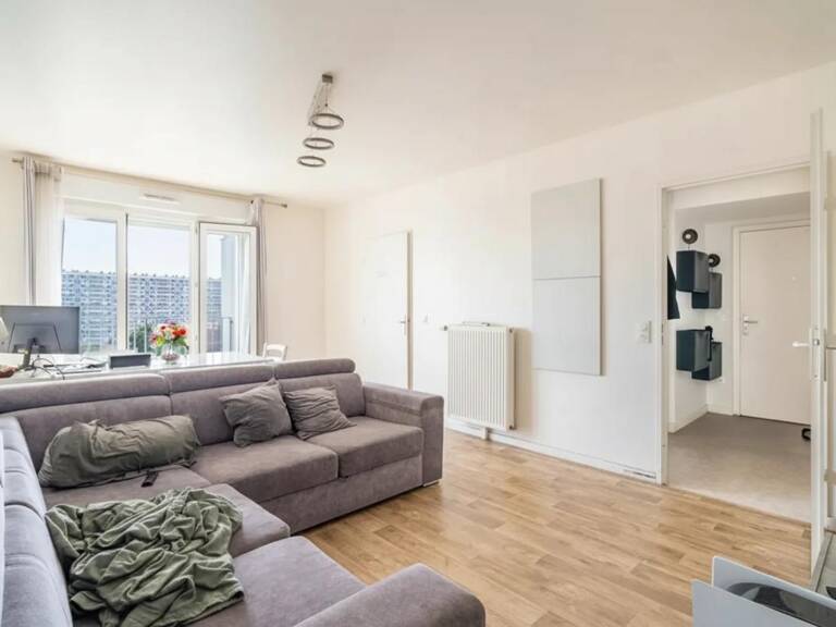 Appartement de 2 pièces de 49 m² à La Courneuve — photo 1