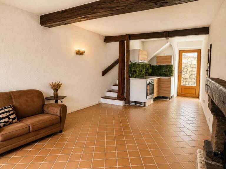 Maison 3 pièces - 57 m² - Esparron-de-Pallières — photo 1