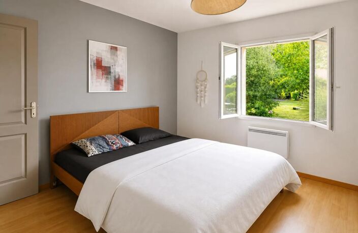 Maison de 4 pièces de 98m² à Authon-Ébéon — photo 3