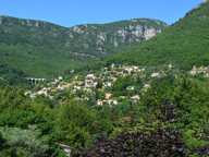 PROPRIETE 190 M²  constituée de 2 appartements + studio indépendant- piscine et pool-house , superbe vue panoramique — photo 3