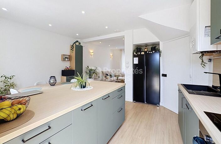 Maison entièrement rénovée en 2025 avec jardin et grand garage - aucun travaux à prévoir — photo 4