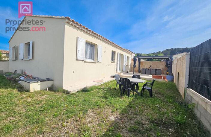 Maison de plain pieds de 103 m2 construite en  2022 à Carpentras. Terrain 302 m2 — photo 3