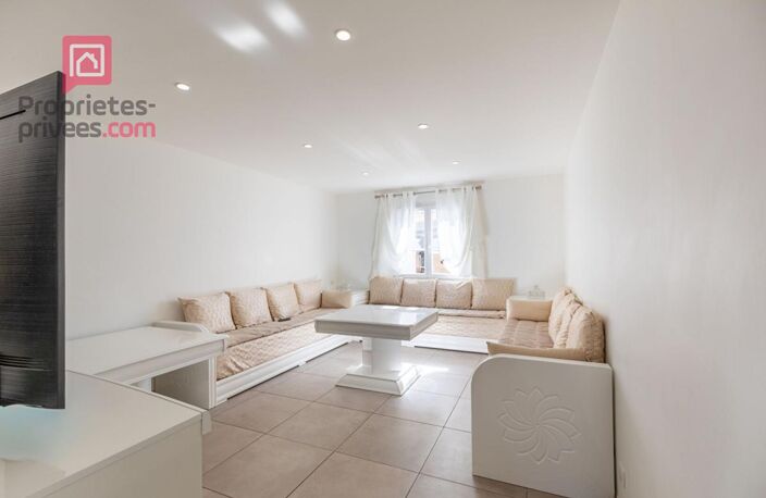 Maison de plain pieds de 103 m2 construite en  2022 à Carpentras. Terrain 302 m2 — photo 5