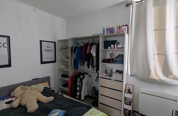 Immeuble de rapport: 2 appartements et local commercial — photo 5