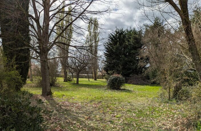 Charmante maison à rénover sur une parcelle de 1800 m² — photo 3