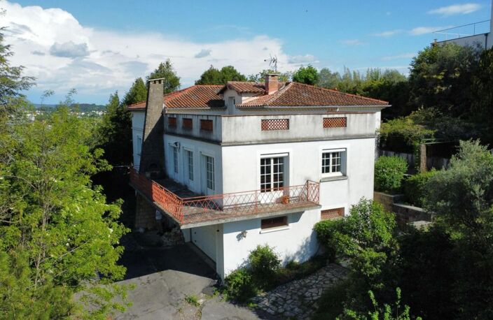 Au début du quartier du Bas Brésis, grande maison d'architecte disposant de 2 logements , terrain constructible quart — photo 4