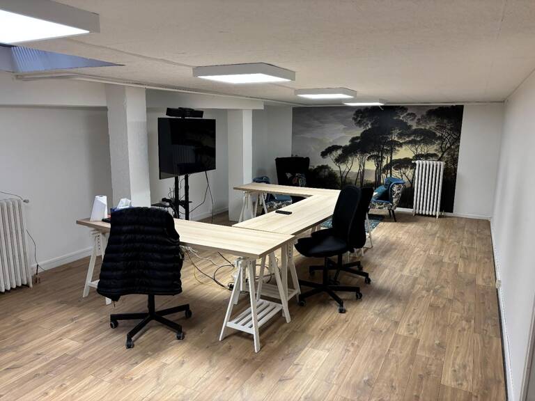 Commerce  87 m² — photo 1