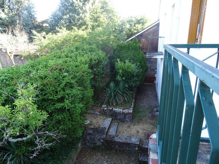 Maison centre ville Chagny avec jardin — photo 1