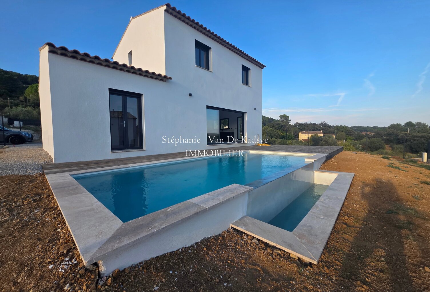 Villa contemproraine - 4 chambres - piscine - garage — photo 1
